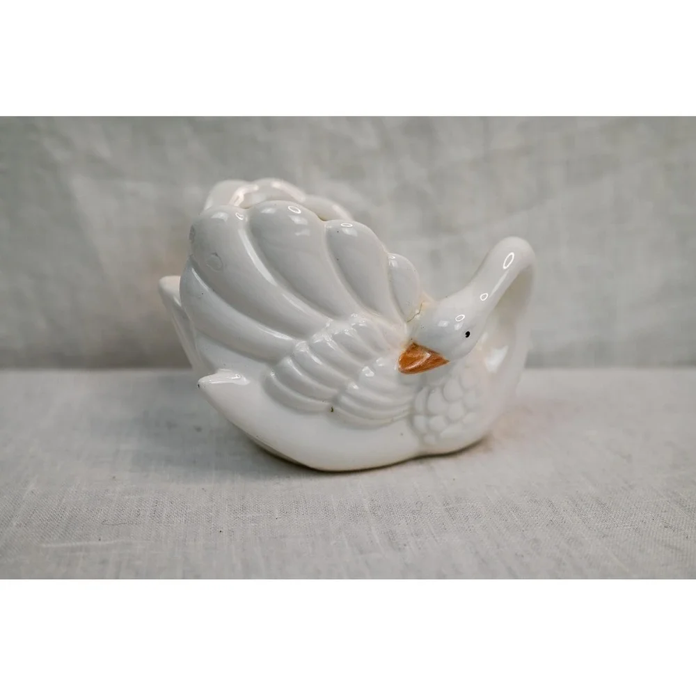 Vintage Omnibus 1983 Swan Planter White Ceramic 80s Decor 5in